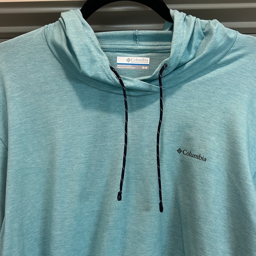 NWOT Columbia Hooded Omnishade Sun Shirt